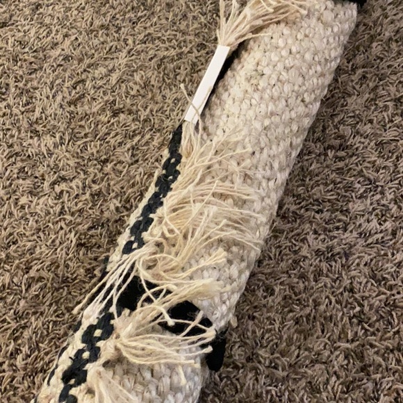 Hearth & Hand with Magnolia Accent Rug - Picture 7 of 7